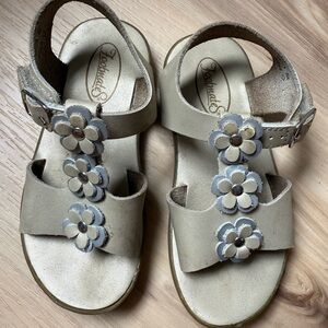 Footmates Cream Kids Sandals with Floral Design